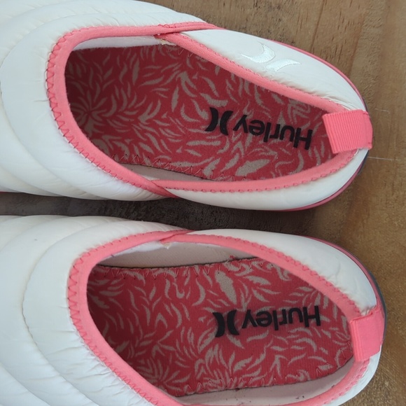 🌿HURLEY SLIP ON SHOES🌿 - Picture 5 of 7